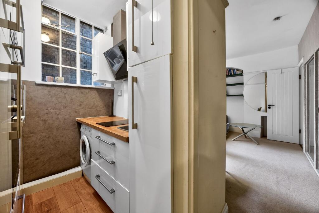 Apartment in London, Chelsea - View 5