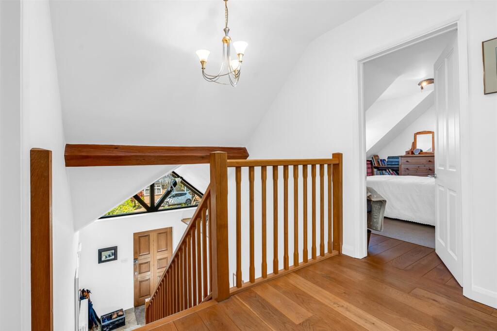 Additional image 17 of Chestnut Walk, Welwyn