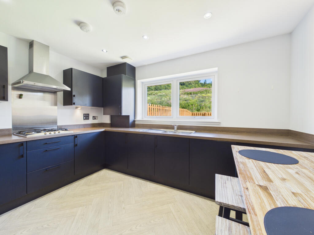 House in Perth - View 4