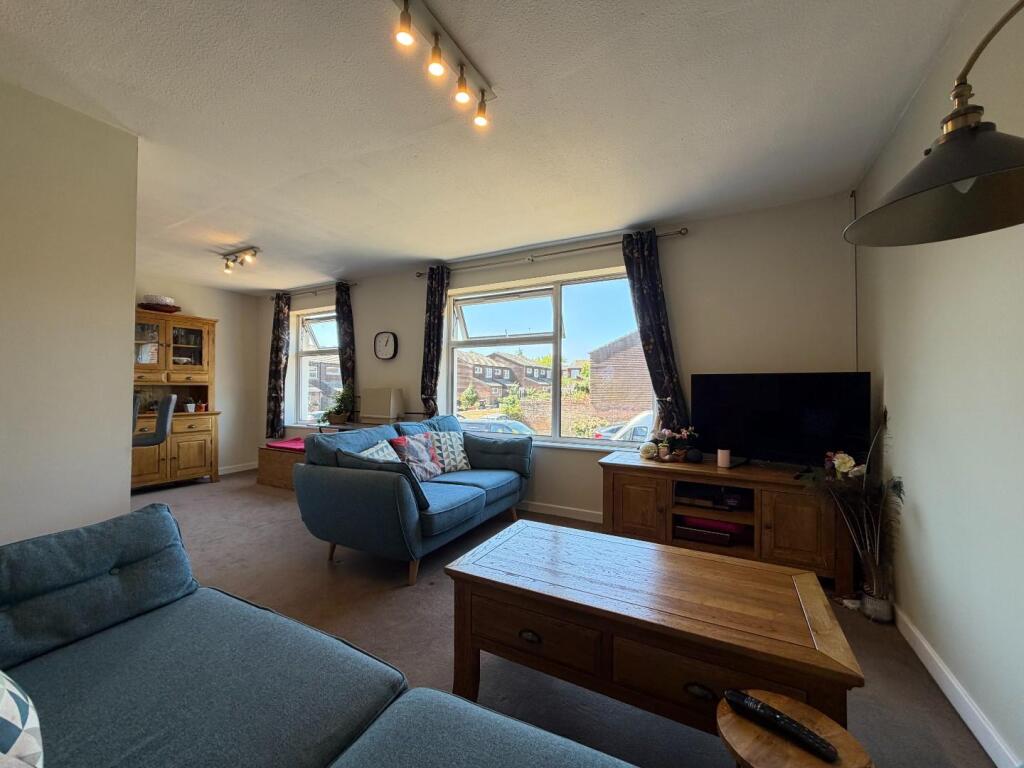 Apartment in Tonbridge - View 3