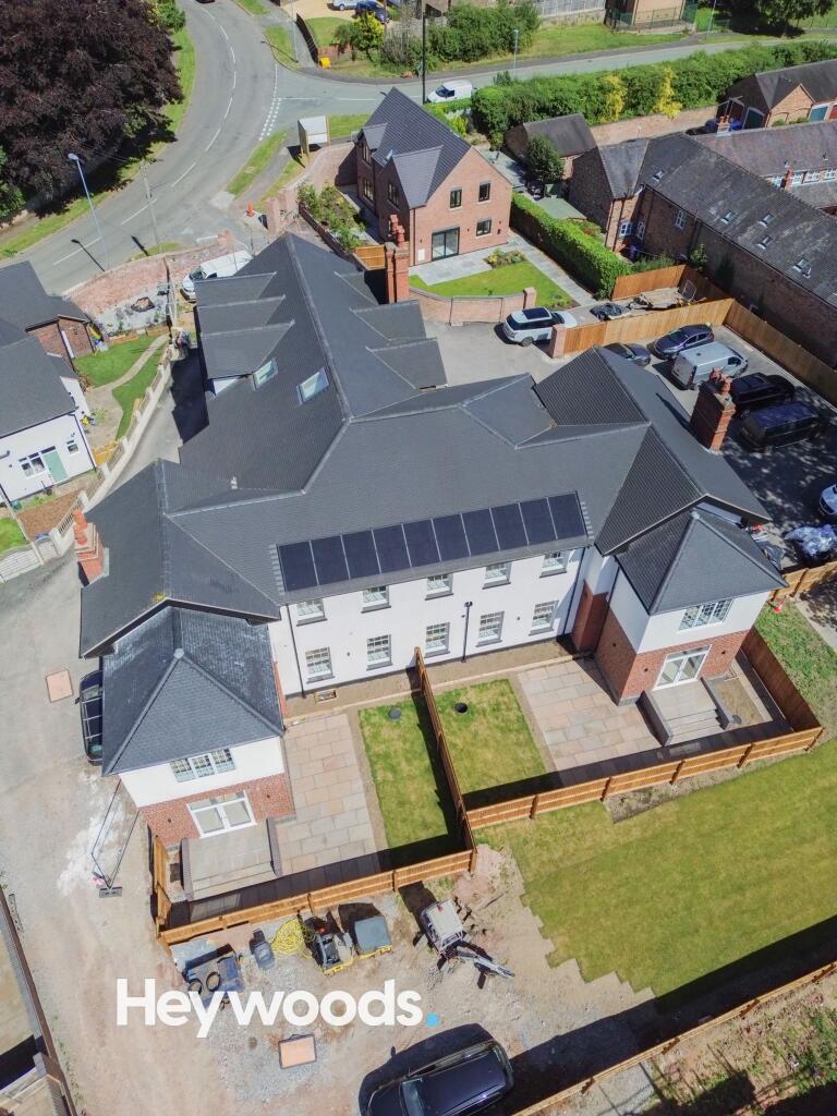 Seabridge Hall, Seabridge, ST5 photo 4