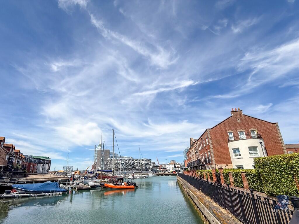 House in Portsmouth - View 2