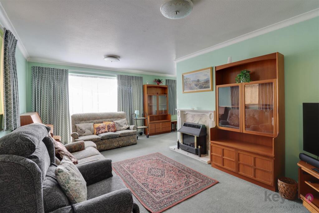 Aughton Road, Swallownest, Sheffield, S26 photo 2