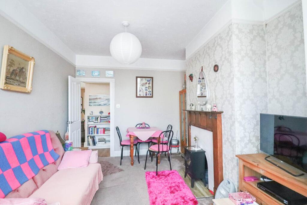 Apartment in Weston-super-Mare, Worlebury - View 4