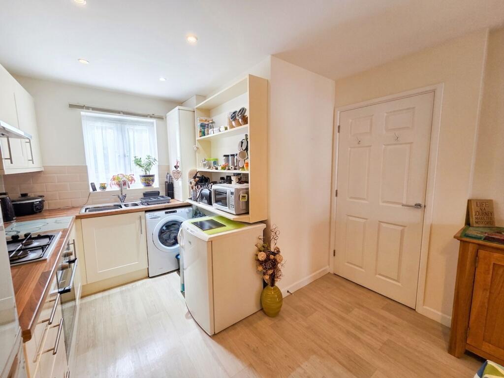 House in Exeter - View 3