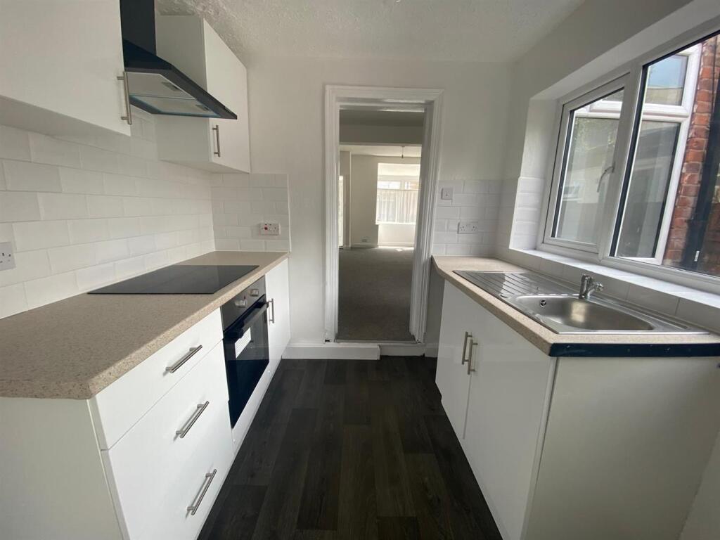 House in Hull, Kingston upon Hull - View 4