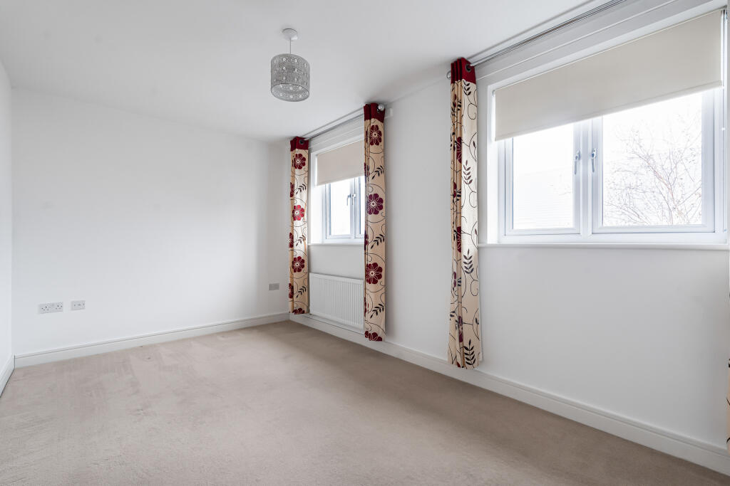 Home Reach Avenue, Totnes, Devon photo 4