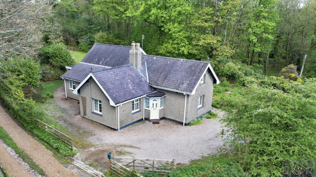 Main image of property: Bwthyn Lon Dywod, Boduan