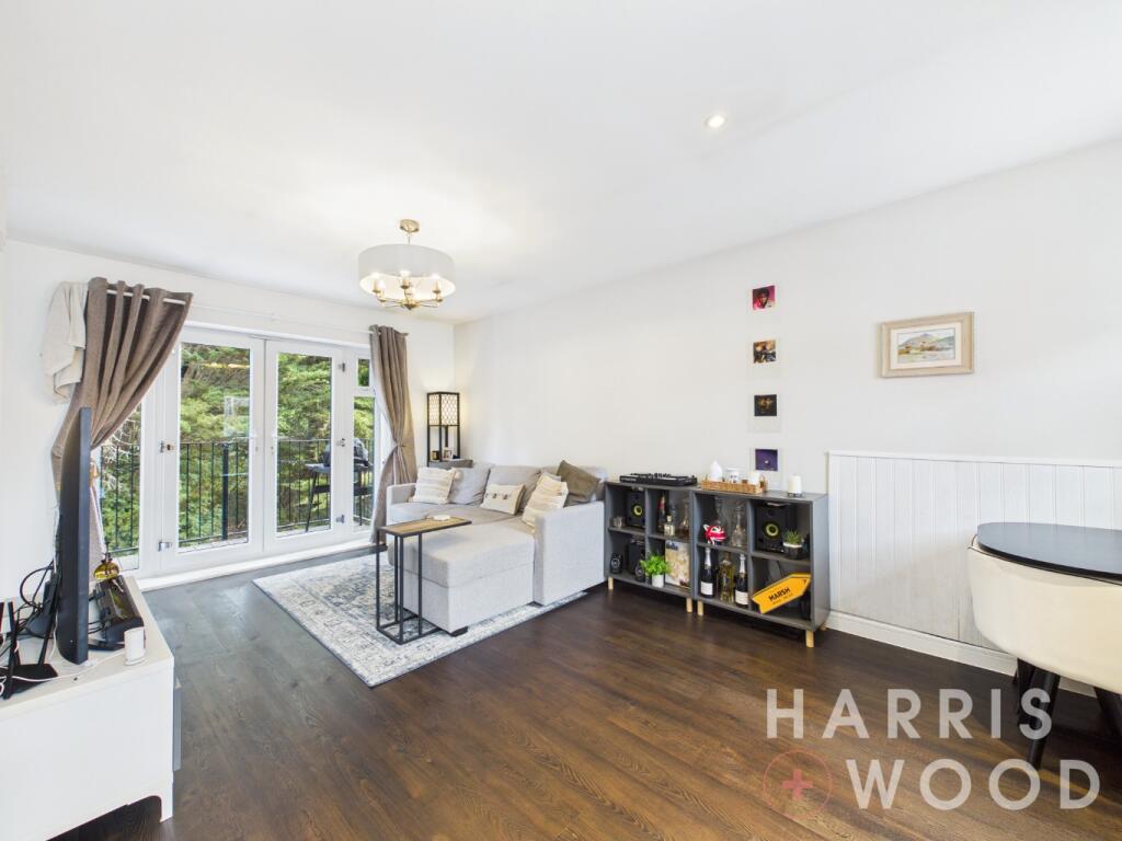 House in Colchester, Kingswood Heath, Mile End - More