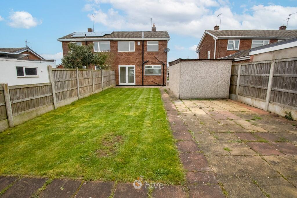 Oakwood Drive, Armthorpe, Doncaster, DN3 photo 3