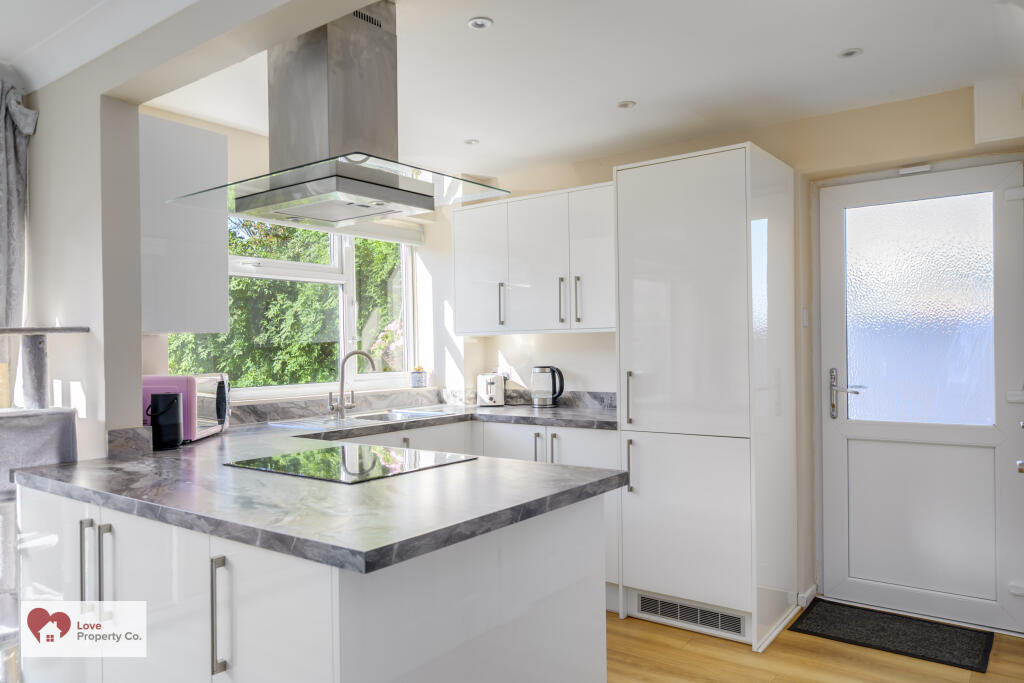 House in Solihull, Cheswick Green - More