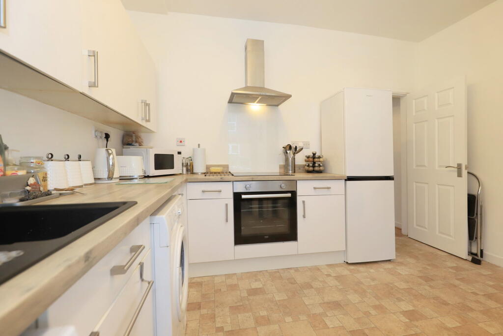House in Walsall - View 3