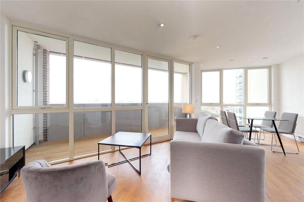 Main image of property: Discovery Tower, London, E16