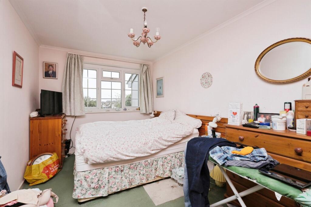 House in Eastbourne, East Sussex - View 5