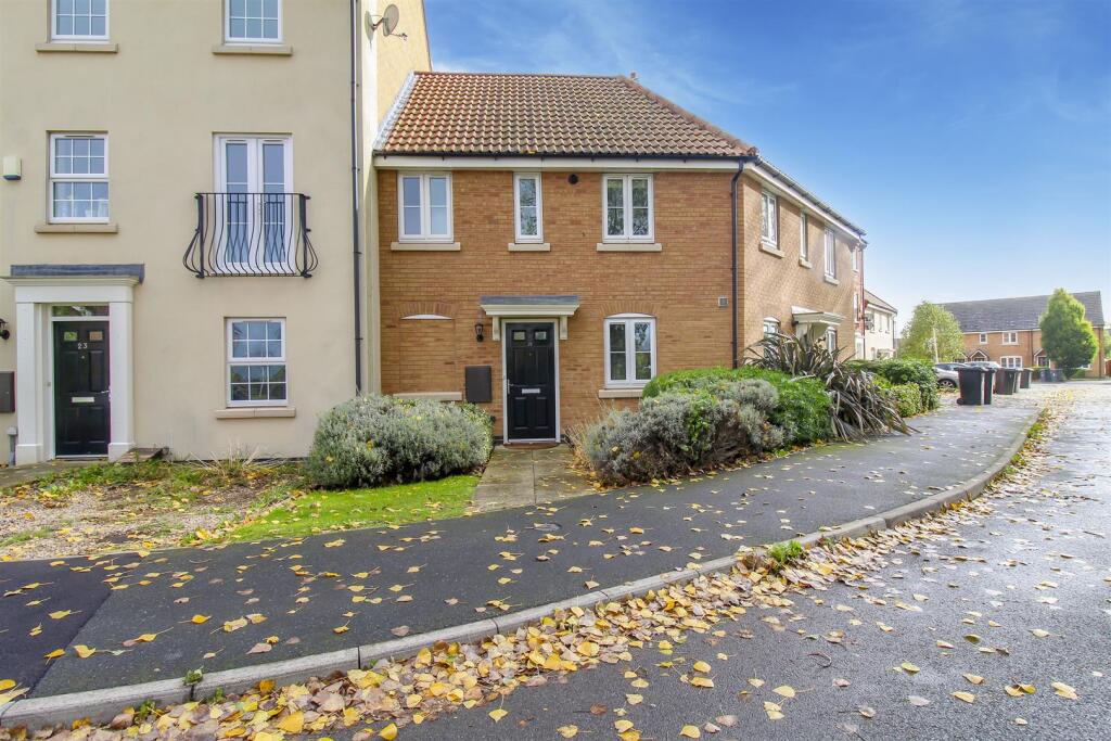 Main image of property: Wharton Crescent, Beeston, Nottingham, NG9 1RJ