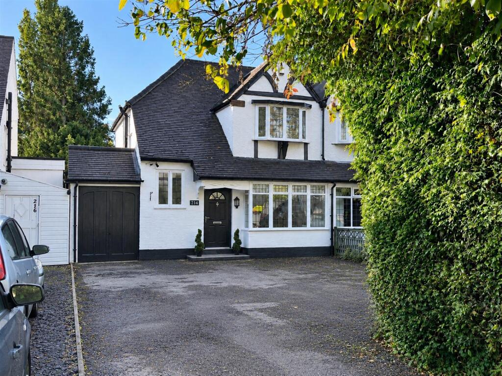 Main image of property: Penns Lane, Walmley, Sutton Coldfield