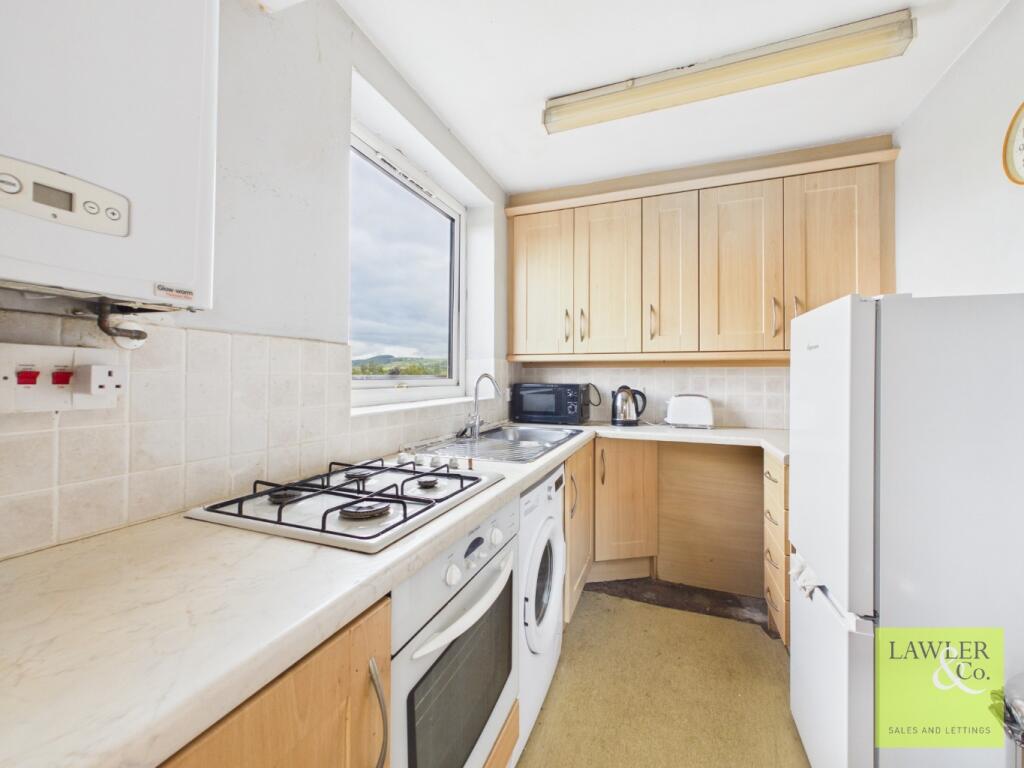 Apartment in Stockport, Greater Manchester - View 5