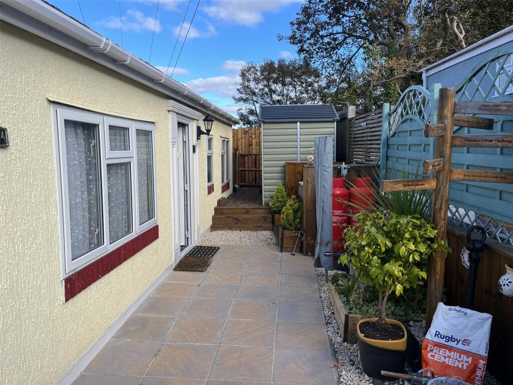 Valley View Caravan Site, Dunmere, Bodmin, Cornwall, PL31 photo 2