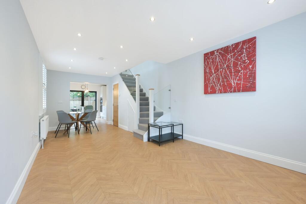 House in Kingston upon Thames - View 5