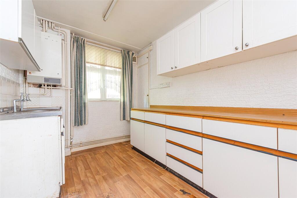 Apartment in London - View 4
