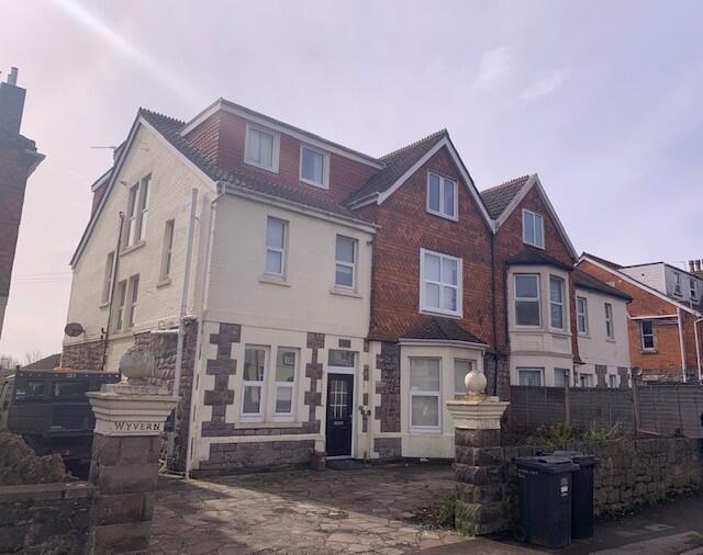 Main image of property: Room 101 The Annex, 154 Milton Road, Weston-super-Mare, Somerset