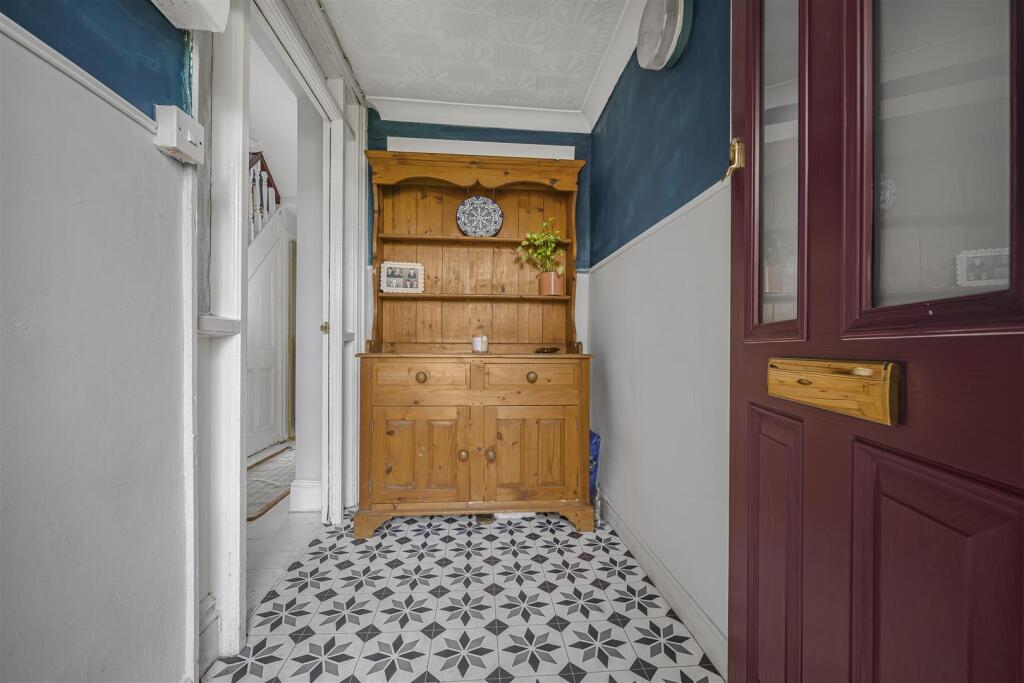 House in Swansea, Tycoch, Sketty - View 5