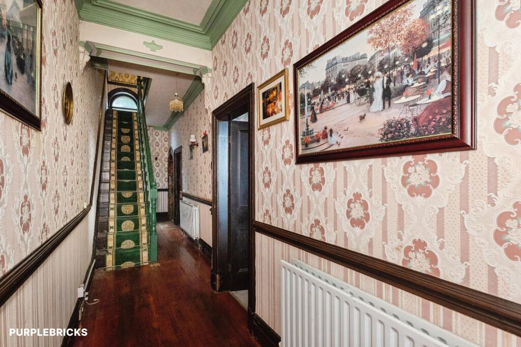 House in Oldham - More
