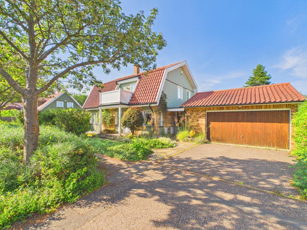 Main image of property: Svenskaby, Orton Wistow, Peterborough, PE2 6YZ
