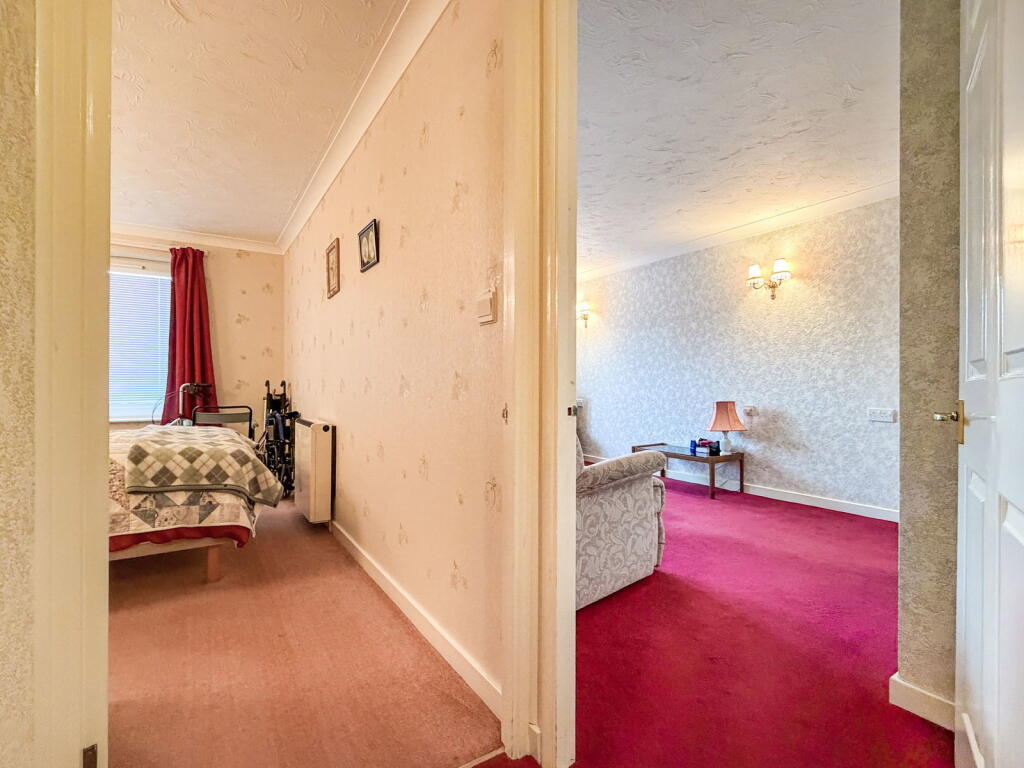 Apartment in North Ferriby, Swanland - View 4