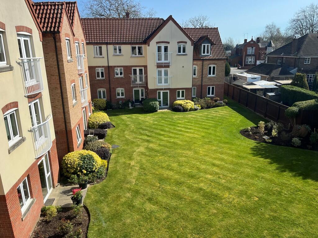 Swallows Court, Spalding photo 2