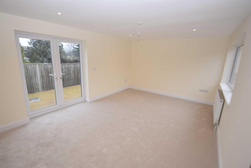 House in Chelmsford - View 3