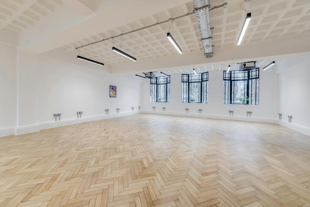 OFFICE 5.jpg