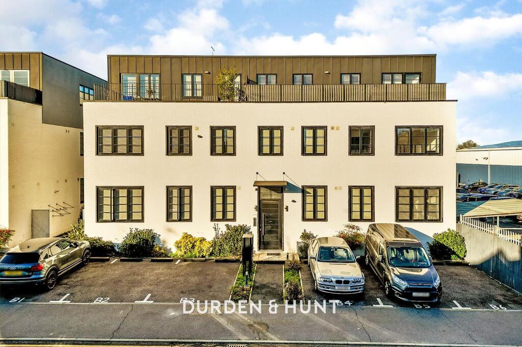 Main image of property: Maybank Road, London, E18