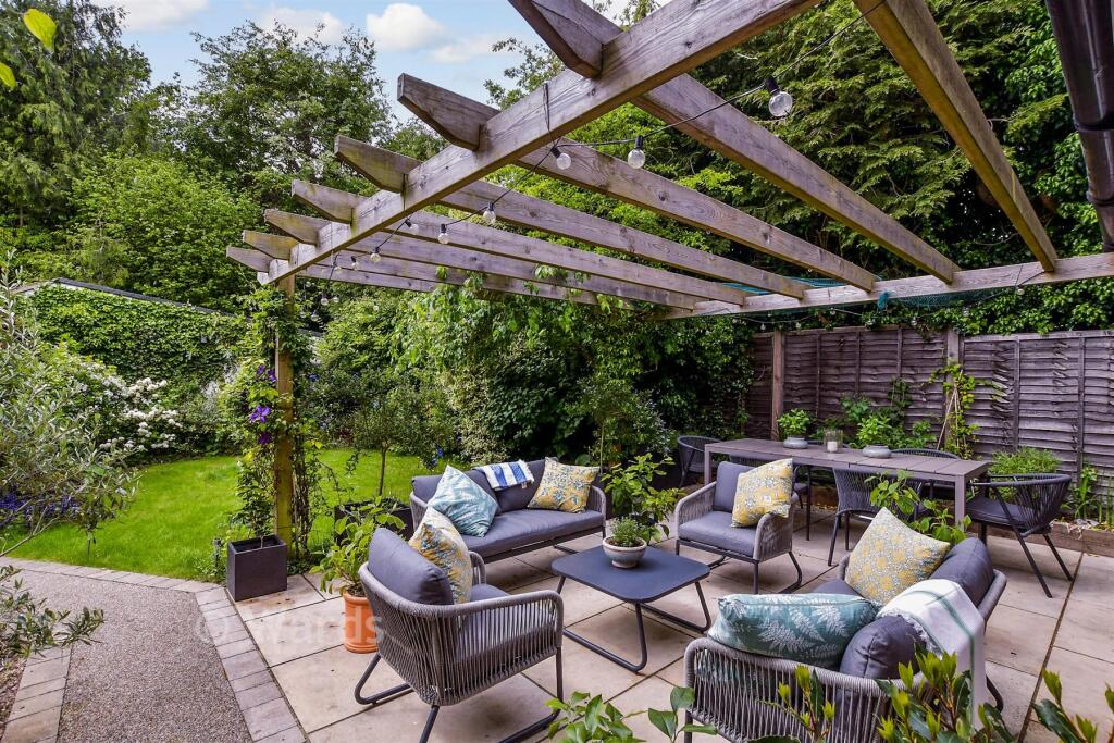 Main image of property: Warmlake Road, Sutton Valence, Maidstone, Kent