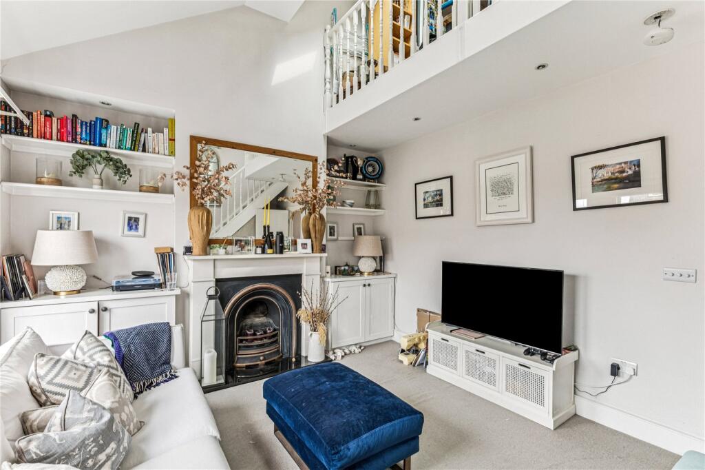 Main image of property: Vardens Road, SW11