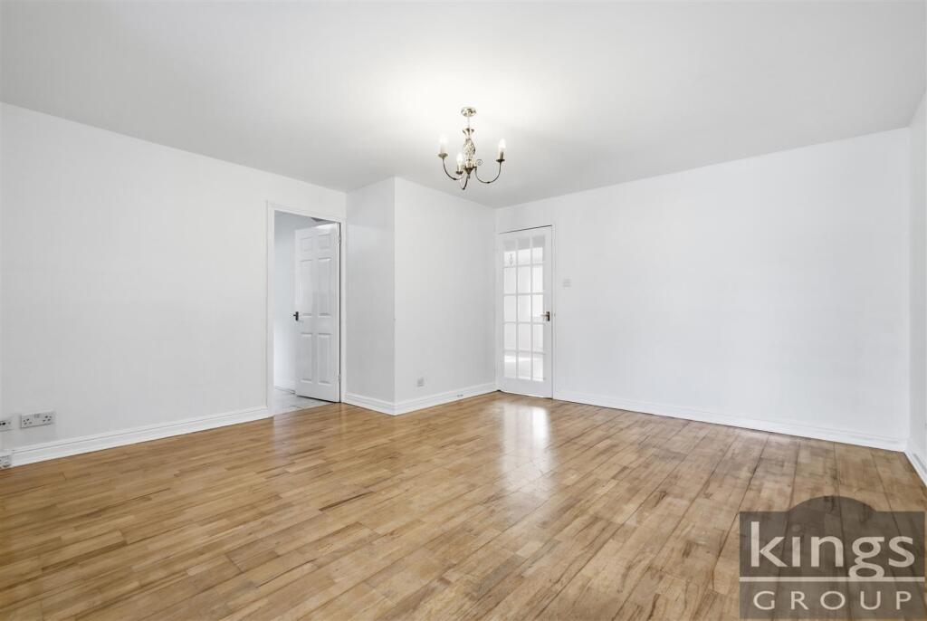 Apartment in Enfield - View 2