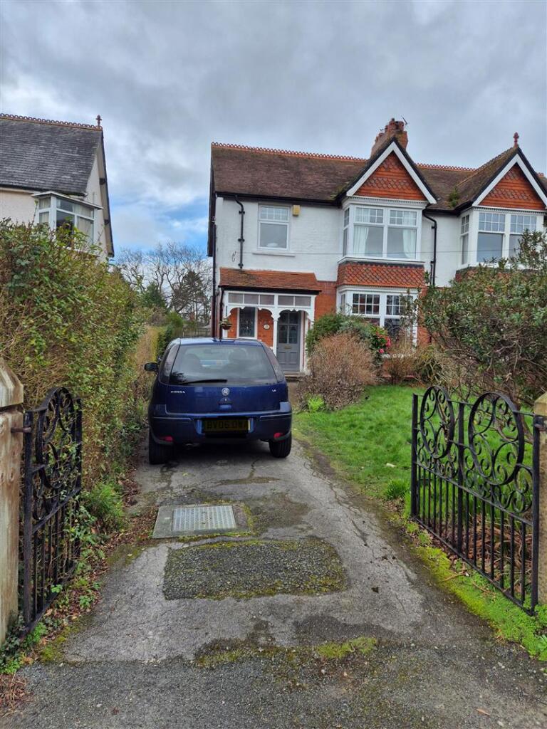 Main image of property: Victoria Park, Colwyn Bay