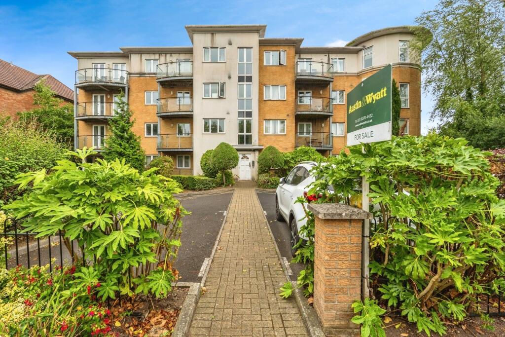 Main image of property: Hill Lane, Southampton, Hampshire, SO15