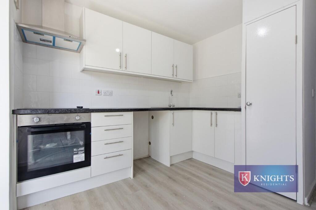 Apartment in London - View 5
