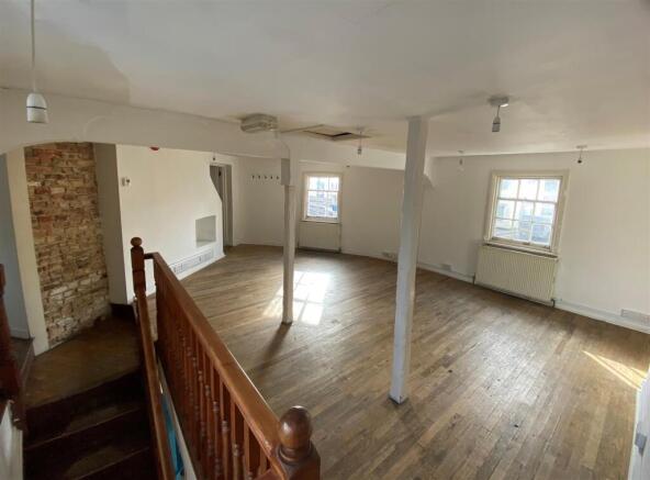internal image 1.jpg