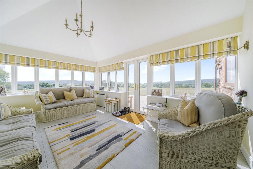 London Road, Watersfield, Pulborough, West Sussex, RH20 photo 3