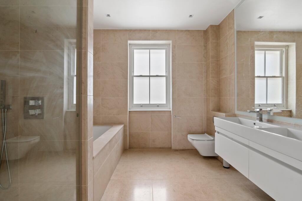 House in London, Kensington - View 4