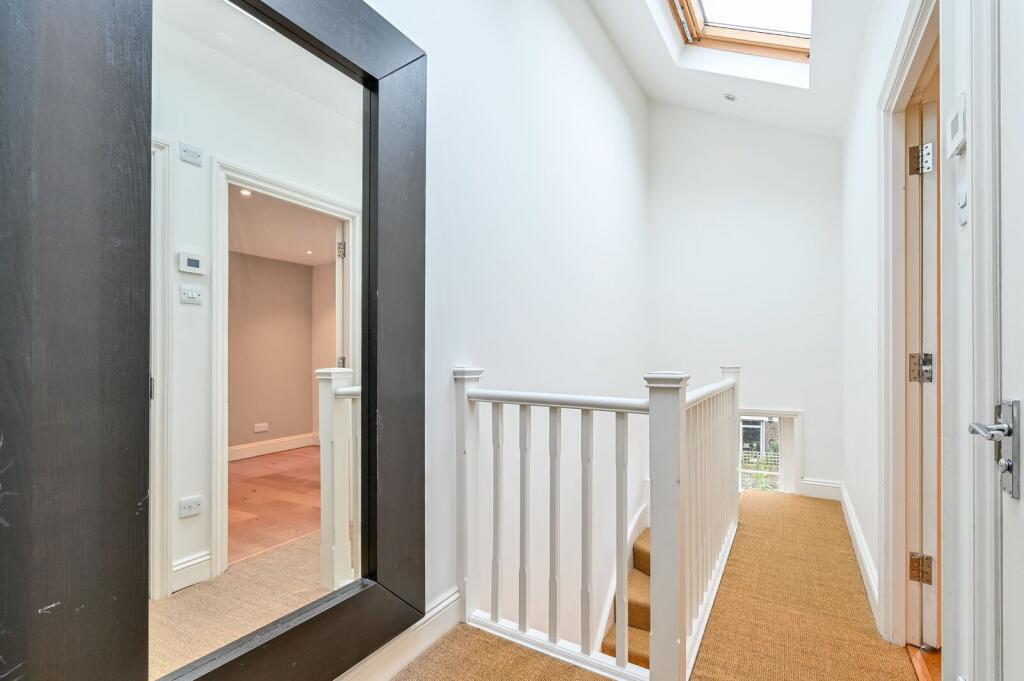 House in London, Fitzrovia - View 4