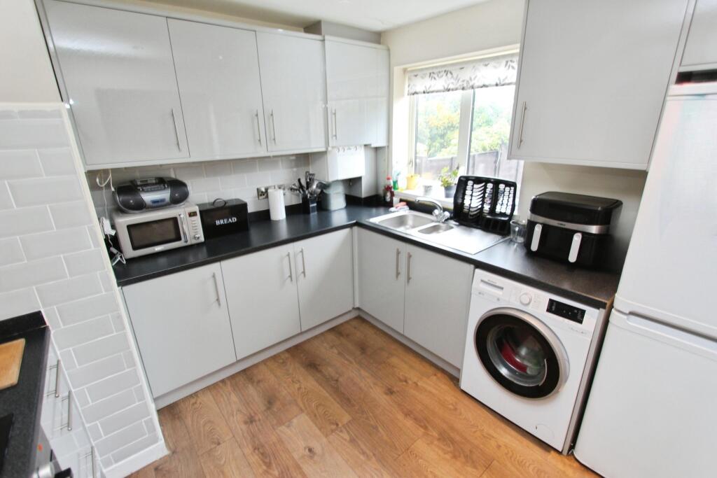 House in Nottingham - View 4