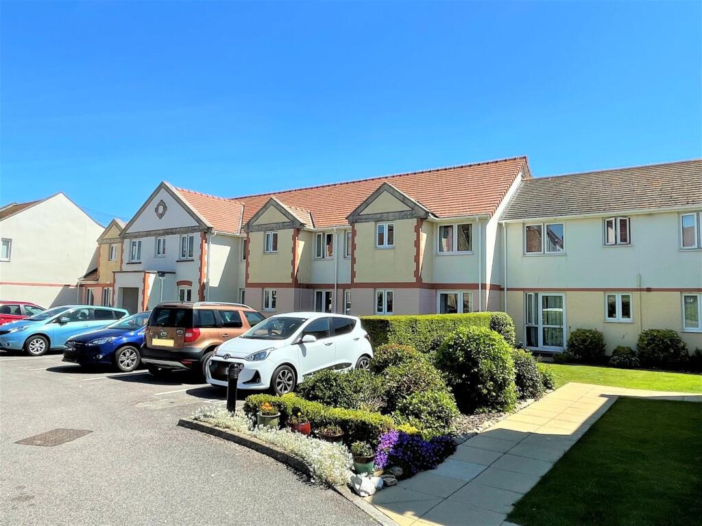 Main image of property: The Underfleet, Seaton, Devon, EX12