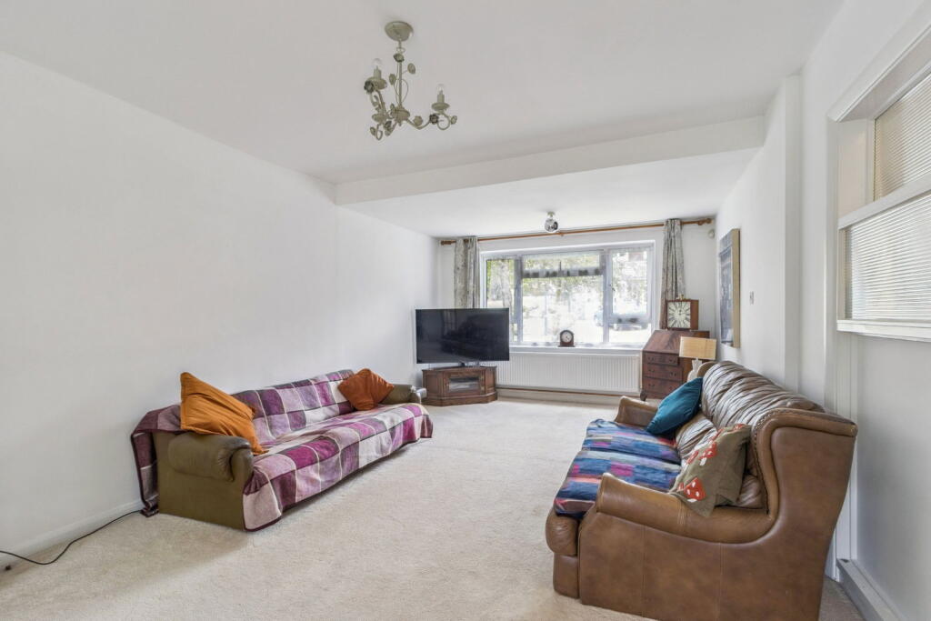 Birchmead Avenue, Pinner, HA5 photo 4