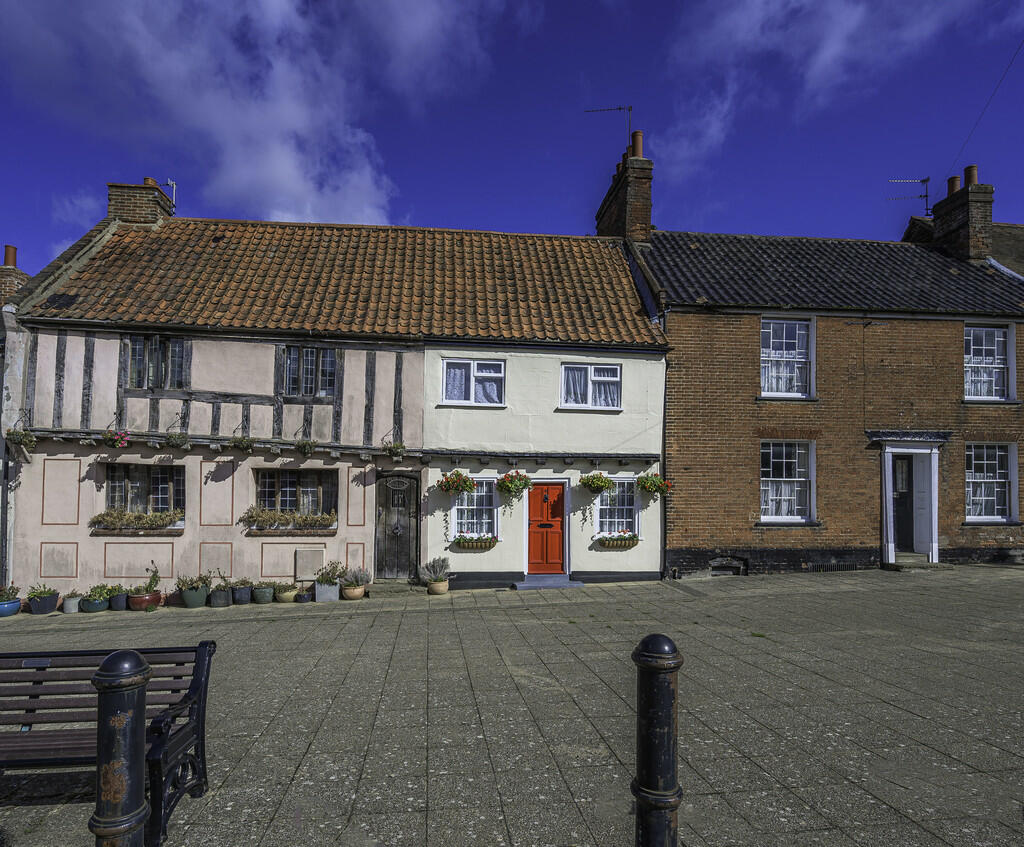 Old Market, Beccles, Suffolk photo 2