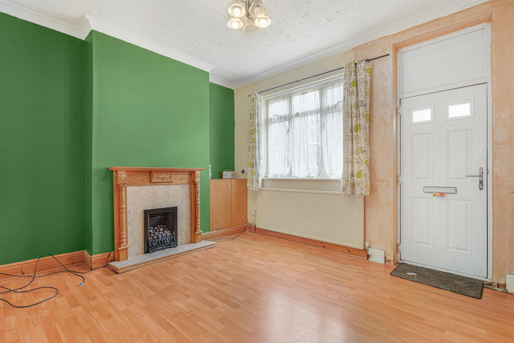 House in Wakefield, West Yorkshire - View 3