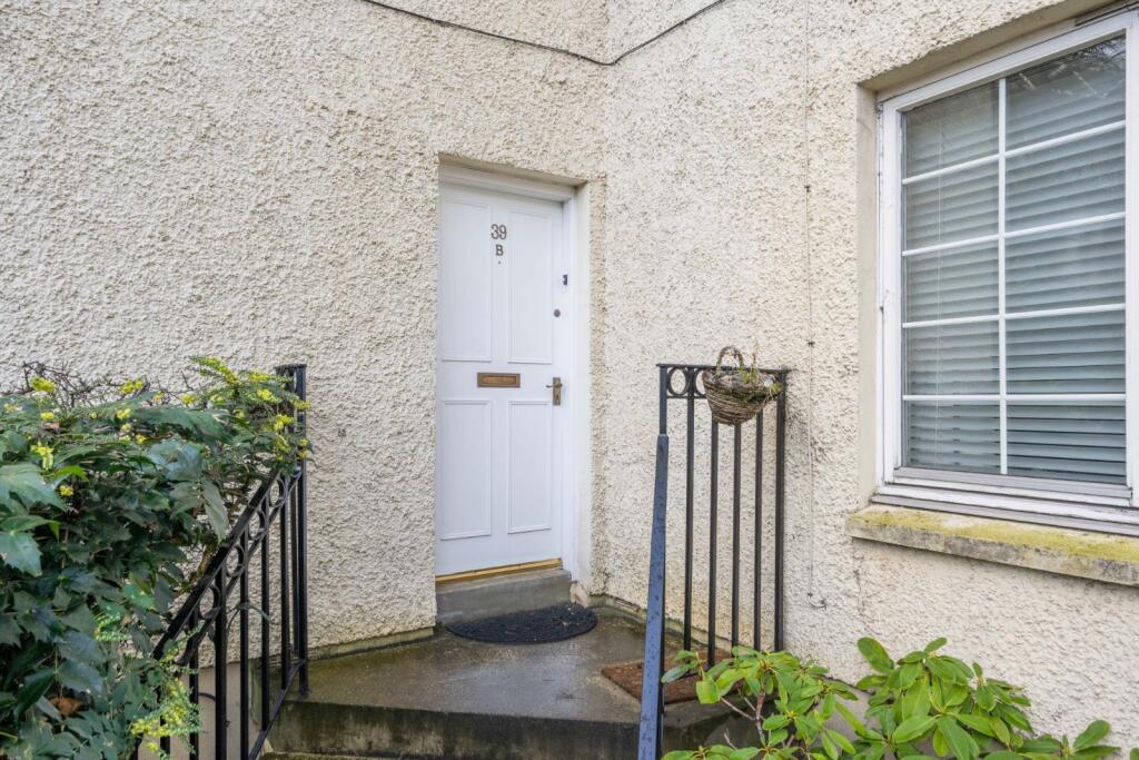 Apartment in Edinburgh - More