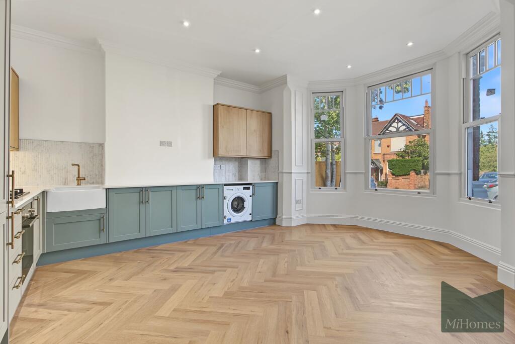 Main image of property: Woodside Park Road, 43 Woodside Park Road, N12